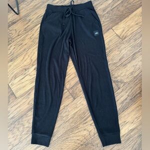 Alo Muse Black ribbed Jogger Pants